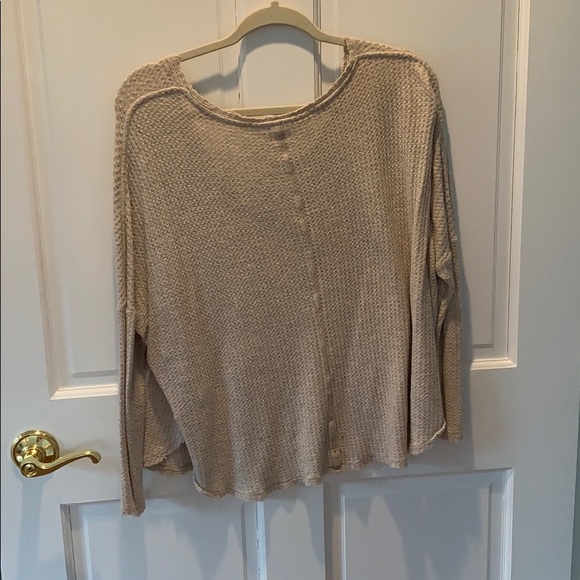 Urban Outfitters Thermal top - Picture 3 of 3